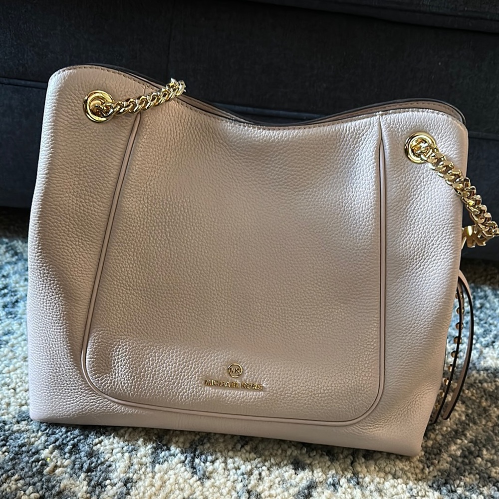 Michael Kors Cream Gold Shoulder Bag Classic Design